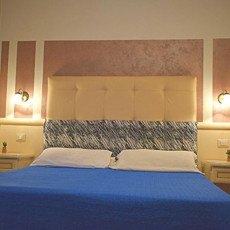 Hotel Donau Ρίμινι Εξωτερικό φωτογραφία