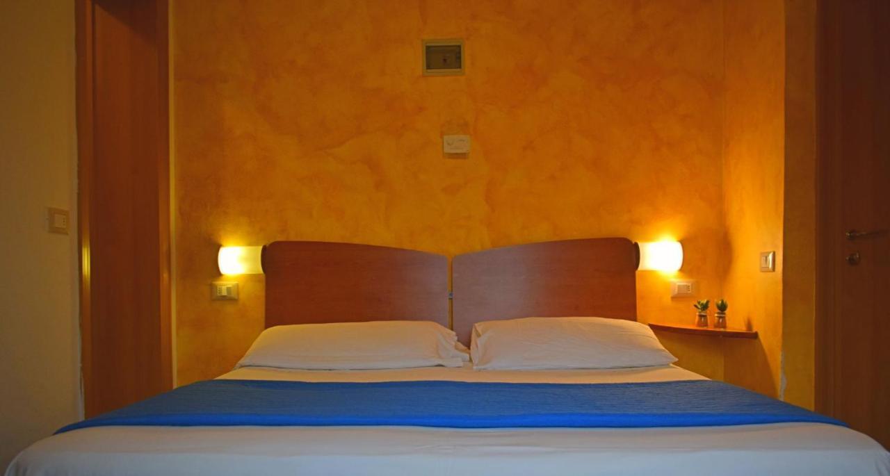 Hotel Donau Ρίμινι Εξωτερικό φωτογραφία