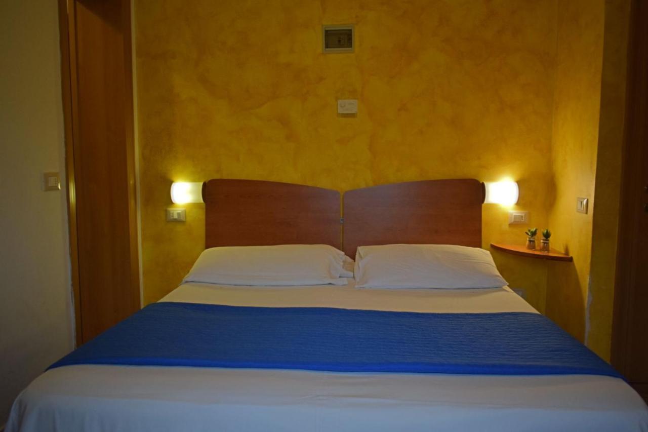 Hotel Donau Ρίμινι Εξωτερικό φωτογραφία